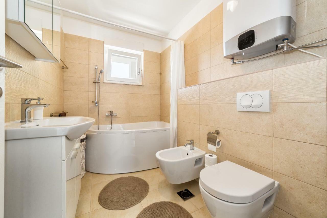 Kuca Buzov - Holiday House In Croatia Srima Luaran gambar